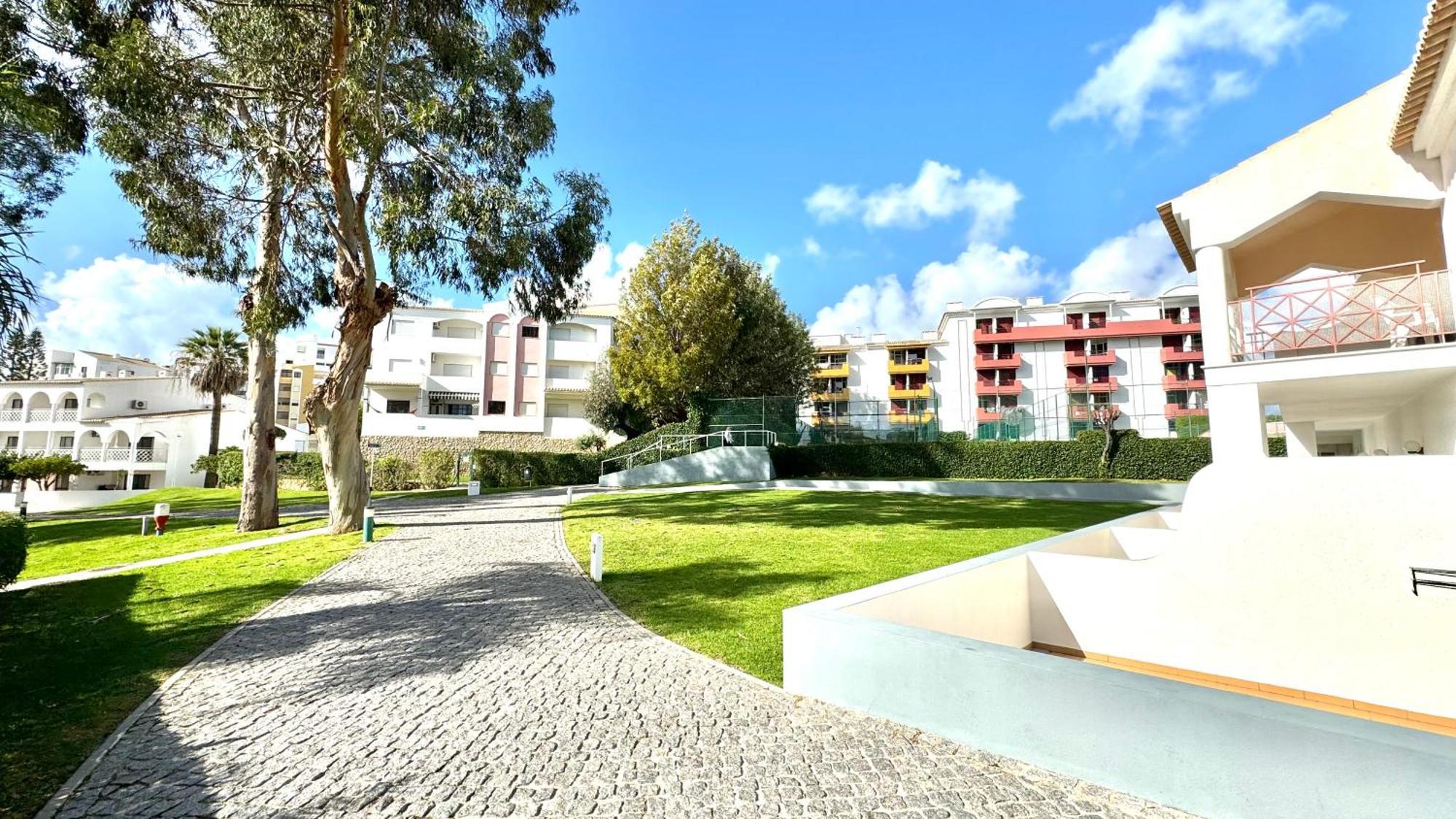 Praia Da Rocha, Vila Rosa, T1, Piscinas, Parqueamento E Internet By Ig Portimão Exteriér fotografie